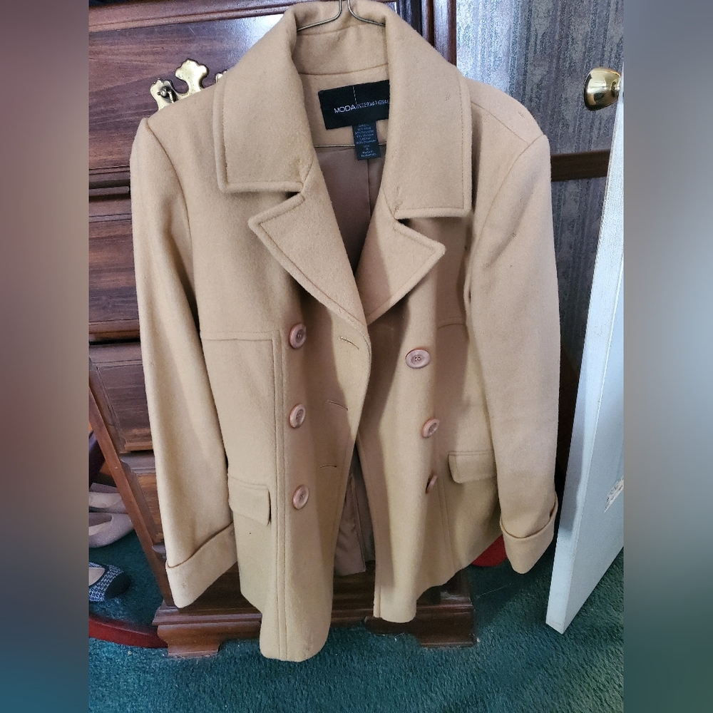 Women's Tan Coat